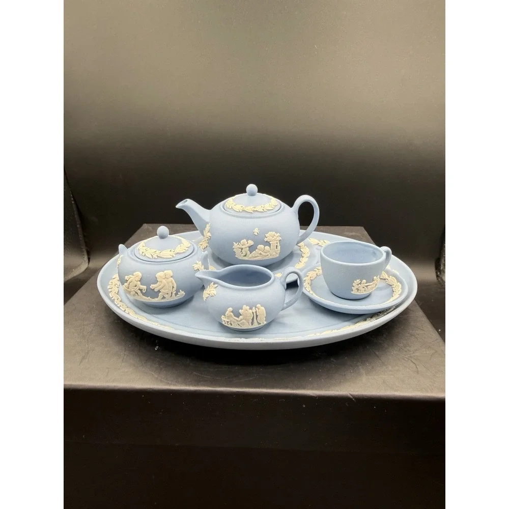 Vintage Wedgwood Jasperware Blue 9‑Piece Mini Tea Set – Rare 🫖💙